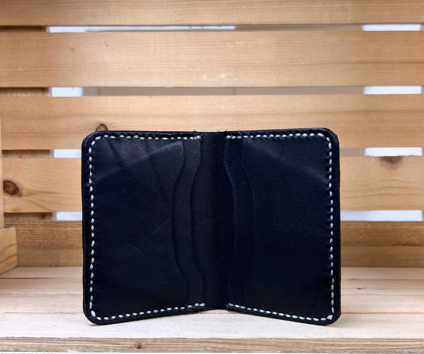 Portes monnaies artisanaux en cuir محفظة نقود جلد
