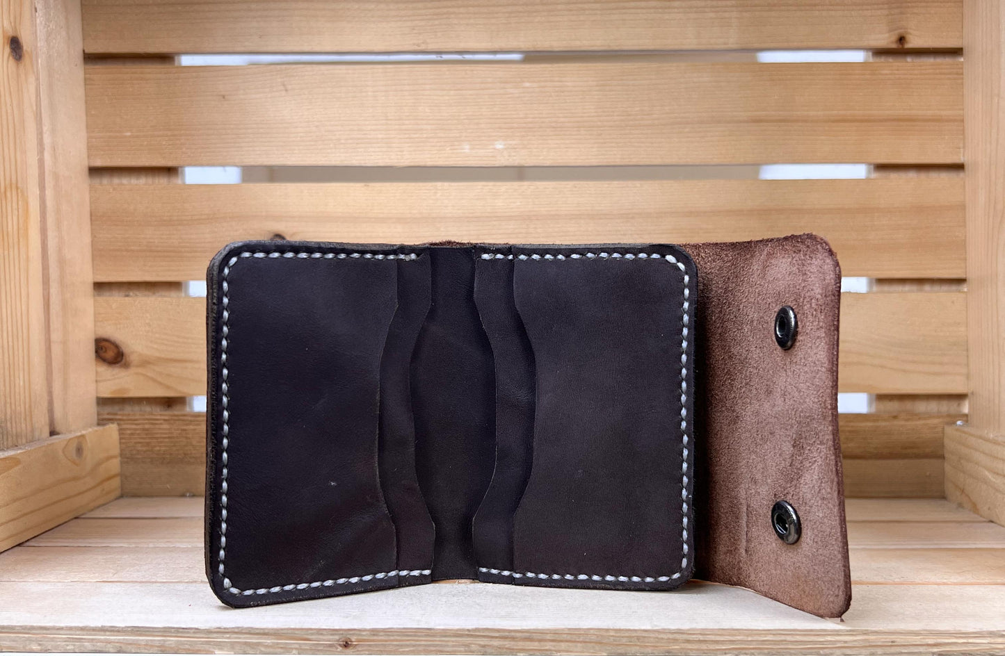 Portes monnaies artisanaux en cuir محفظة نقود جلد