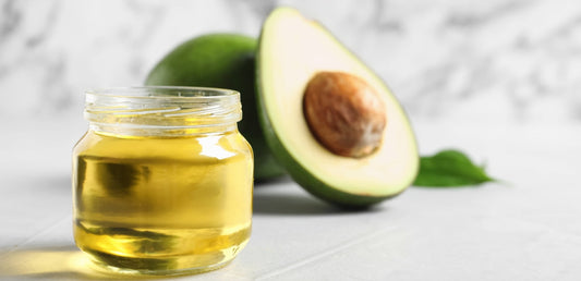 Huile d'Avocat : Bienfaits pour la Peau et les Cheveux