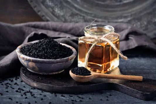 Huile de Nigelle : Bienfaits Peau, Cheveux & Bien-être | Fidari Market