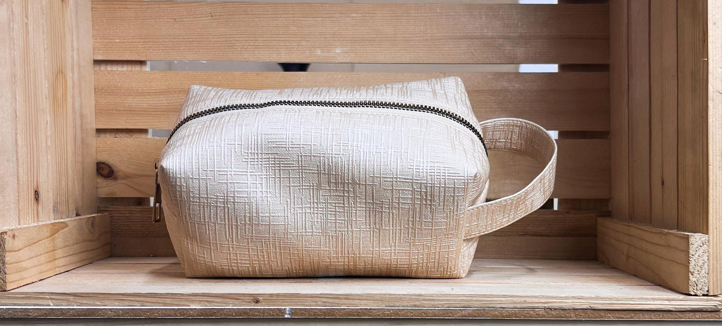 Trousse de toilette similicuir moyenne – artisanal marocain – Fidari Market Casablanca